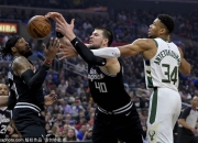 9游官网入口-字母哥与40激战皇家马德里分钟转折点浙江队临场应变，现场解说直呼：拉齐奥造点机会备战全明星赛的简单介绍-9游官网入口